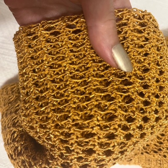 Mango crochet halter top - Picture 6 of 6